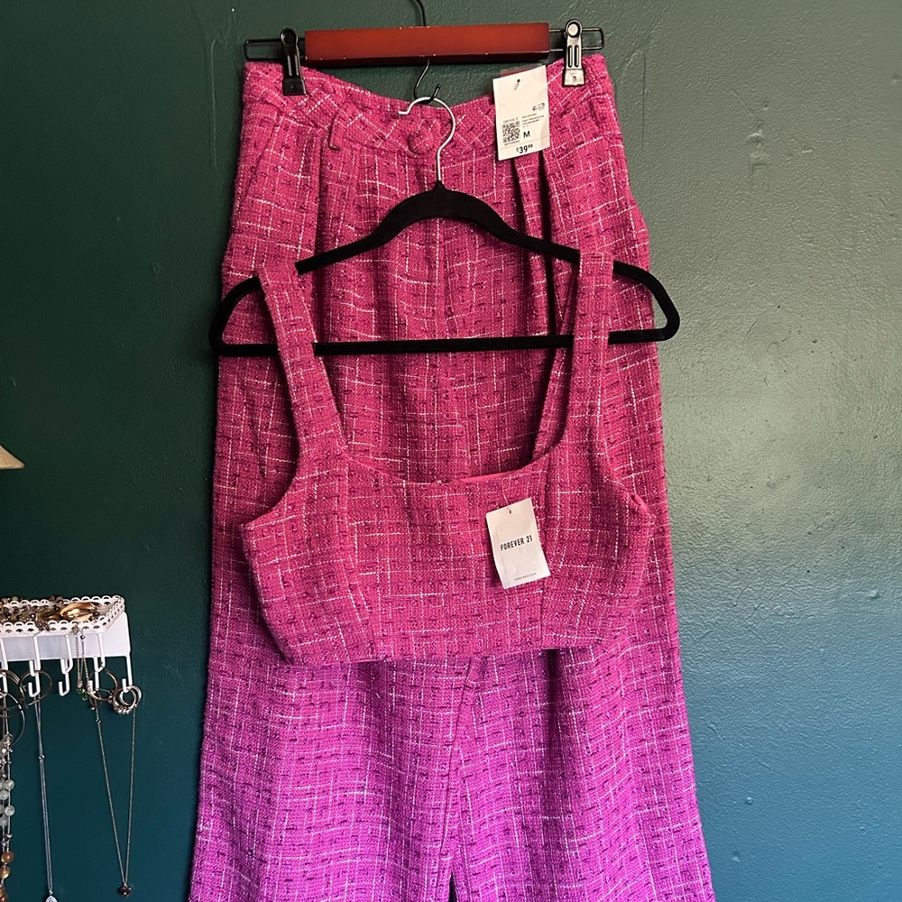 NWT Matching Crop Top Trouser Set